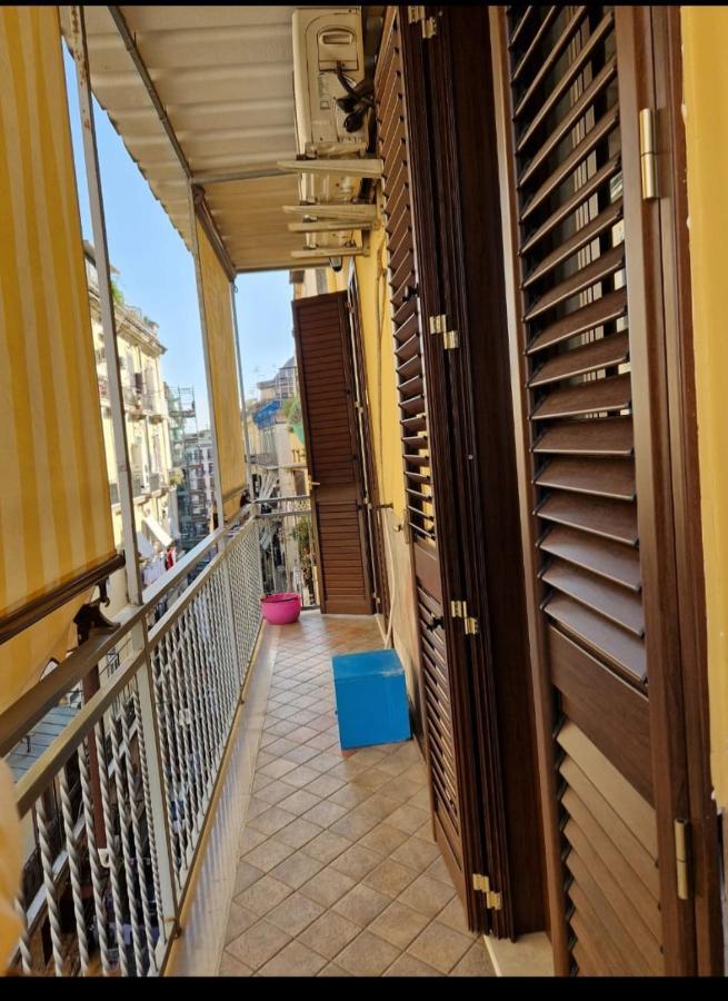 La Casa Di Mamma Lägenhet Neapel Exteriör bild