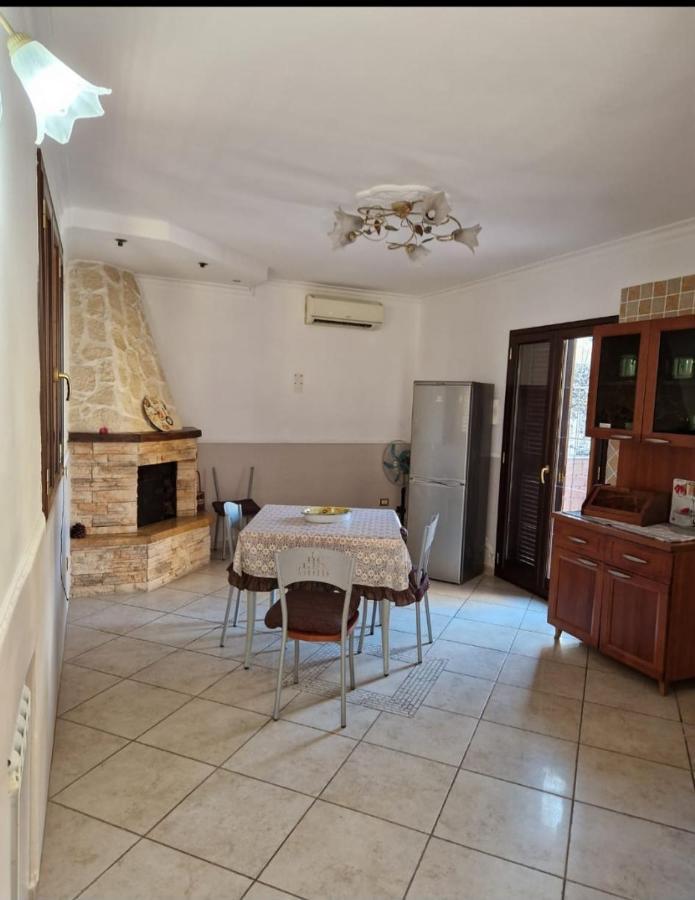 La Casa Di Mamma Lägenhet Neapel Exteriör bild